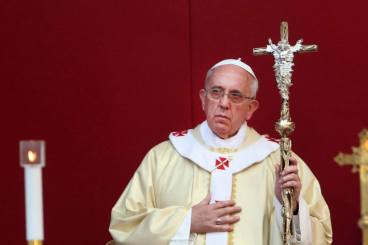 Pope Francis Crosier 2